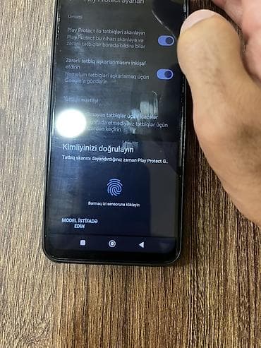 ipad 6: IPhone 13, 128 GB, Qara, Face ID — 6