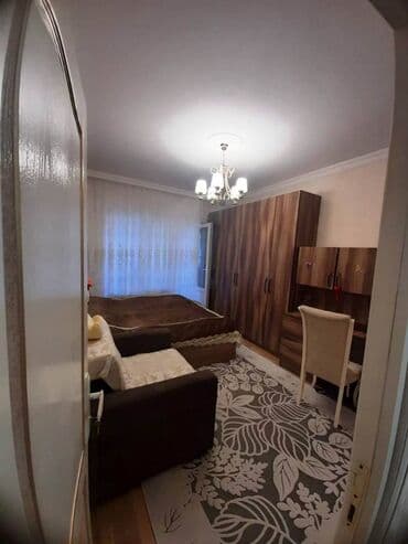 9 ci mikrorayon satilan evler: Bakı, Köhnə Günəşli, 3 otaqlı, Köhnə tikili, m. Əhmədli, 60 kv. m — 5