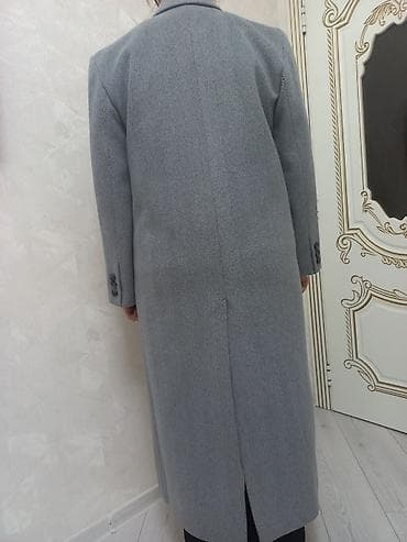 uzun kurtkalar kisi ucun: Qadın uzun palto – boz rəng, balıqqulağı (herringbone) naxışlı — 3