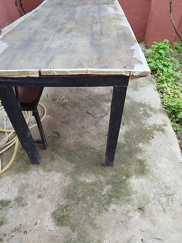 kuxna stul: İşlənmiş, Açılmayan, Kvadrat masa — 1