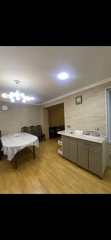 otaq yoldaşi: Gəncə Şəhərinin Mərkəzində Satılır: Tam Təmirli və Şəraitli Mənzil — 4