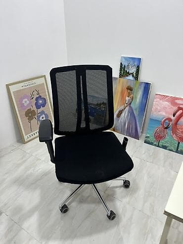 oturaca: Təkərli, Qolları tənzimlənir, Parça — 1
