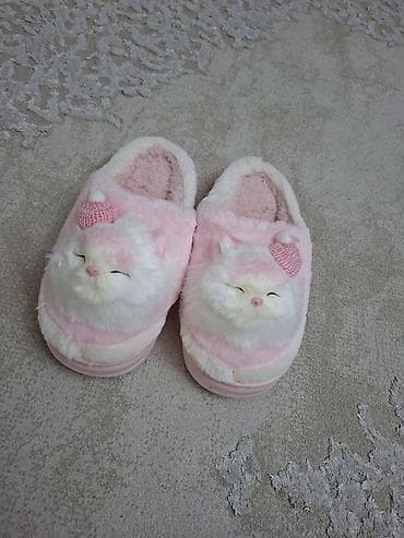 Pambıq kimi yumşaq ev şip-şipləri – pişik fiqurlu İstifade olunmuyub -