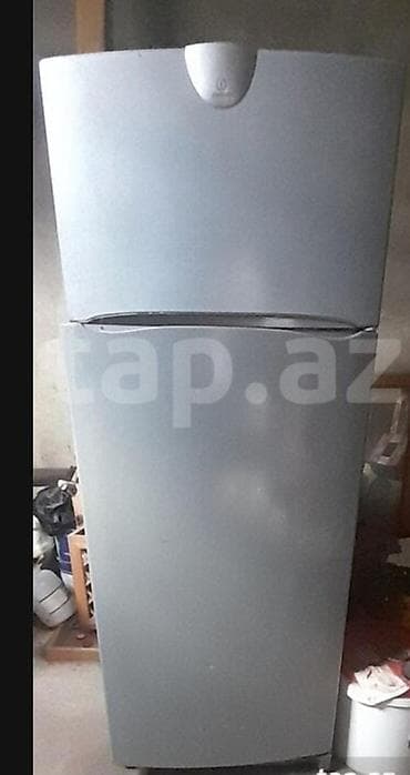 Separatorlar: 2 qapılı Indesit Soyuducu Satılır, rəng - Gümüşü — 1
