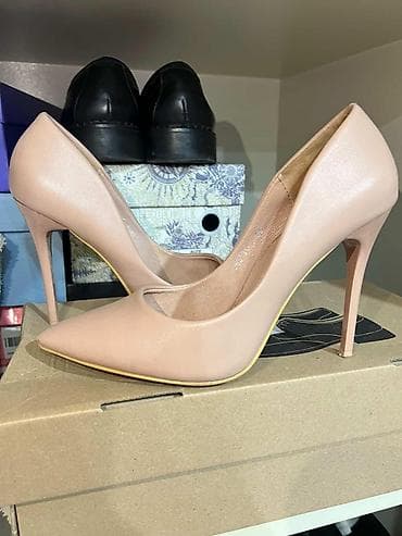 Сапоги: Размер: 38, цвет - Бежевый, Б/у — 1