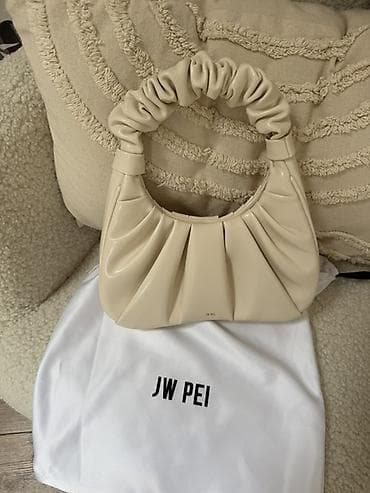 uzum agaci: JW PEI qadın çantası – krem rəngdə, ruffle detalı dairəvi qulplu — 1