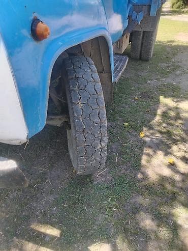 kamaz satişi: QAZ : 4.3 l | 1986 il 150000 km Van body type — 4