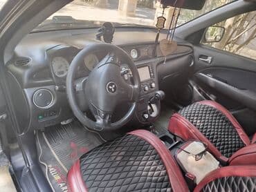 lada niva cadır: Mitsubishi Airtrek, qara rəng, universal kuzov. Xüsusiyyətlər: - — 12