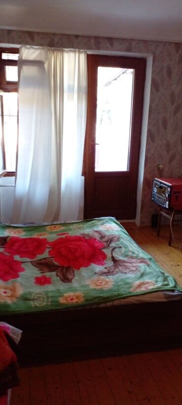 купить дом в мардакянах: Bakı, 8-ci kilometr, 3 otaqlı, Köhnə tikili, m. Neftçilər, 67 kv. m — 2