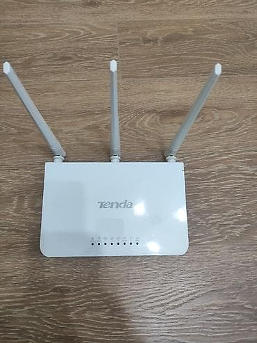 Kompüter və noutbuk aksesuarları: Tenda N300 simsiz marşrutlaşdırıcı - Model: Tenda N300 (2.4 GHz) - Üç — 1