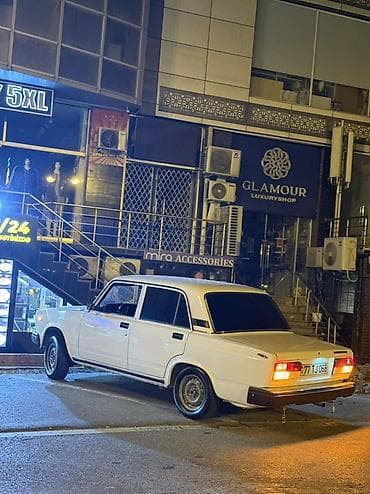 ij diskləri: VAZ 2107, ağ rəng, 4 qapılı sedan. İll 2005 Texniki xüsusiyyətlər və — 7