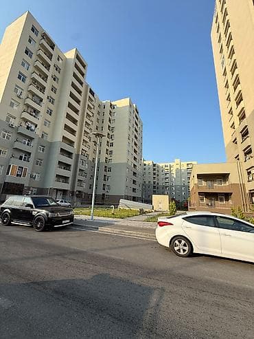 hovsanda heyet evler: 4 otaqlı, Yeni tikili, 130 kv. m — 2