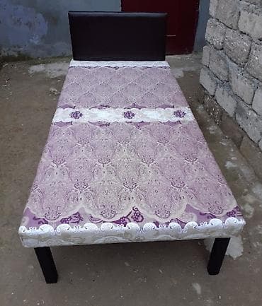 Kravat taza möhkam taxtadan hazırlanır