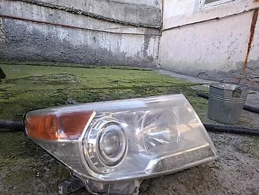 Kompressorlar: Sağ, Yaxın və uzaq vuran işıqlar Toyota, 2013 il, Orijinal, İşlənmiş — 2