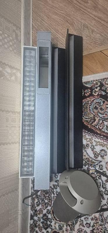 ucuz mal: Led işıqlar.Belə işıqlardan var.5 dənə qaradan,2 dənə yumrudan,bir — 1