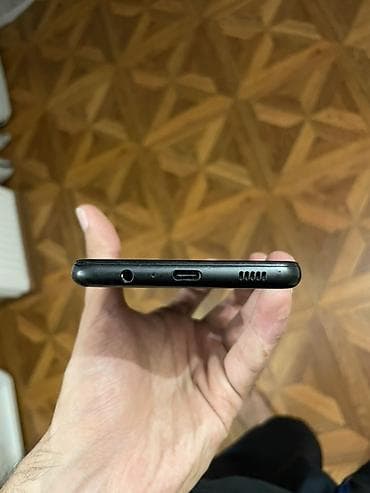 Samsung Galaxy A12, 64 ГБ, цвет - Черный, Две SIM карты — 3