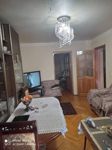 yasamalda 3 otaqli kiraye evler: Yasamalda 10 mertebeli binanın 7-cı mərtəbəsində yerləşən ümumi — 1