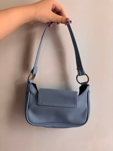 qaşlı çanta: Голубая Сумочка OXXO
новая — 2