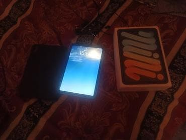 Planşetlər: Apple iPad mini (6-cı nəsil) planşet Xüsusiyyətlər: - 8.3 düym Liquid — 2