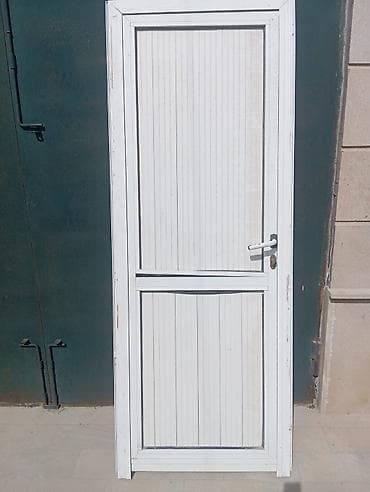 ev giris qapilari: İşlənmiş Plastik qapı 80x200 sm Zamok ilə, Zəmanətsiz, Ödənişli quraşdırma, Ünvandan götürmə — 3