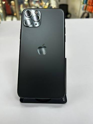ön kamera: IPhone 11 Pro, Space Gray — 2