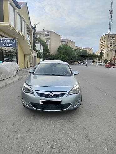 kia rio qapi: Opel Astra: 1.6 l | 2011 il 370000 km Sedan — 8