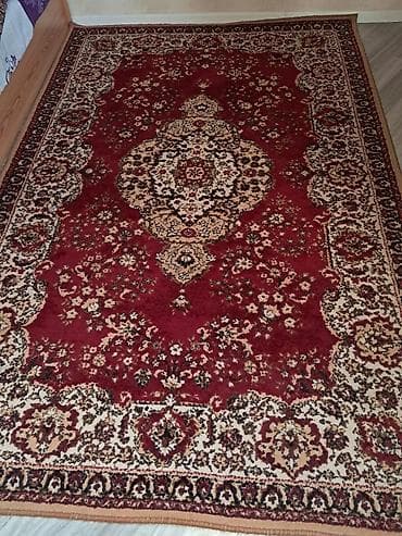 xalca uzlukləri: Şərq üslubunda klassik dizaynlı xalça. - Rəng: tünd qırmızı (bordo) — 1