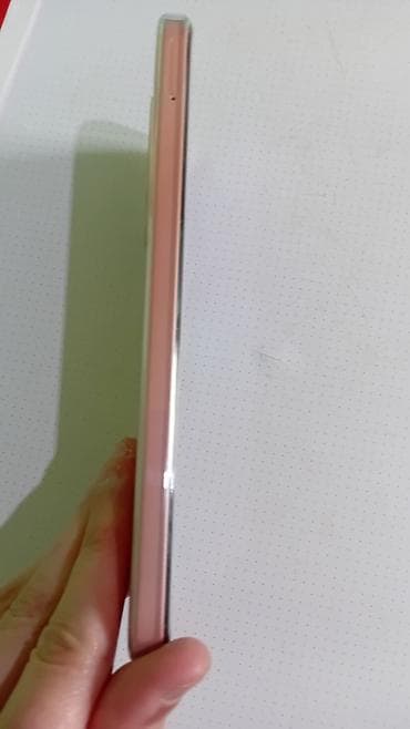 Xiaomi 
 Sensor — 4