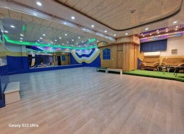 gence masaj salonu: Nərimanov rayonu,Gənclik metrosu,Məmməd Araz küçəsi,Emiland mağazası — 1