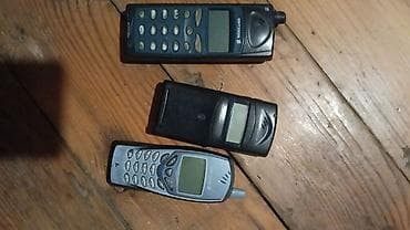 Kolleksiya üçün klassik GSM düyməli mobil telefon dəsti. Tərkib: - lalafo.az -da Kolleksiya üçün klassik GSM düyməli mobil telefon dəsti. Tərkib: -