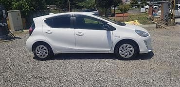 Nəqliyyat: Toyota Aqua: 1.5 l | 2018 il Hetçbek — 10