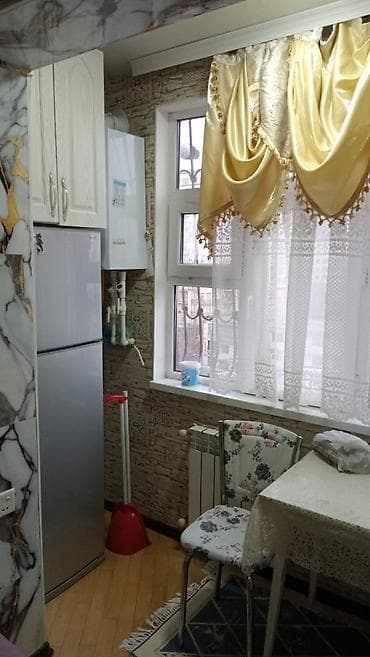 ev bine: Bakı, 8-ci mikrorayon, 3 otaqlı, Köhnə tikili, m. Azadlıq Prospekti, 76 kv. m — 7