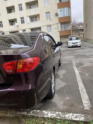 2000 e46 bmw: Hyundai Elantra: 1.6 l | 2007 il Sedan — 4