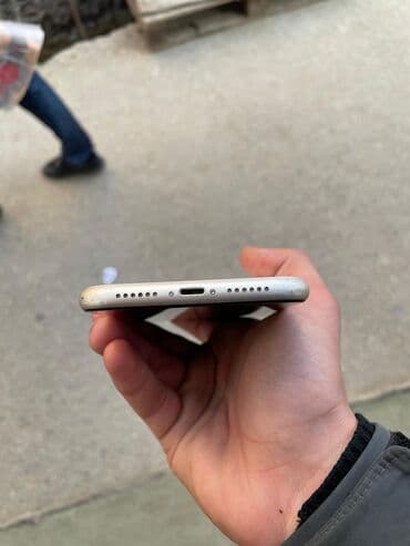 Apple iPhone: IPhone 11, 64 GB, Ağ, Face ID — 3