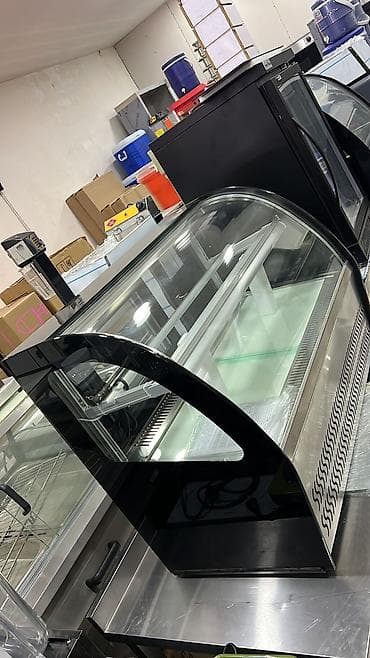 Şüşə vitrinli soyuducu (şirniyyat/dessert vitrin kabineti) - Önü qövs — 4