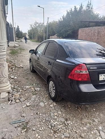 Chevrolet Aveo sedan - Gövdə növü: sedan - Marka/model: Chevrolet — 3
