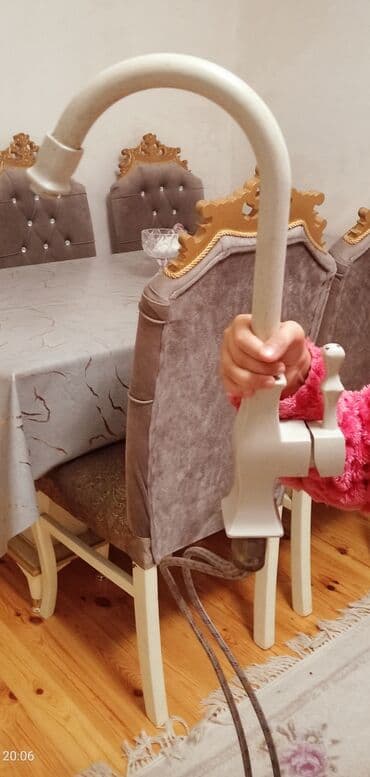 Mətbəx üçün qarışdırıcı kran - Təkgövdəli, iki rejimli: isti və soyuq