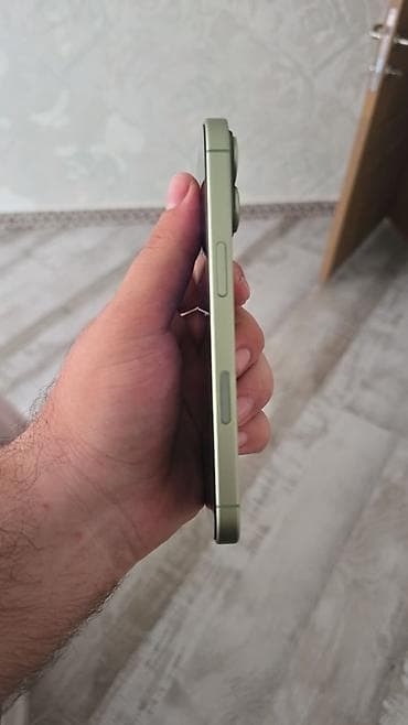 14 pro 2 ci el: IPhone 17, 256 GB, Yaşıl, Face ID — 3