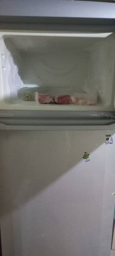 Cadillac: Б/у 2 двери Ardo Холодильник Продажа, цвет - Серебристый — 3