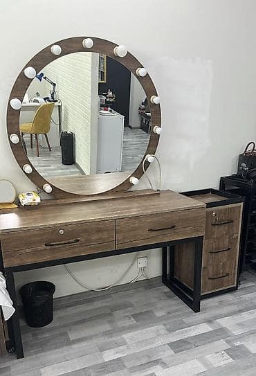 ✔️180 mən(Sumqayıt). Salon mebeli. 3 dəst var. Her mebelin yanında — 1