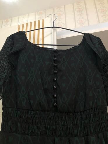 Digər qadın geyimləri: Elegant don. 1 dəfə geyinilib. Defekt, sökük yoxdur. Materalı — 2