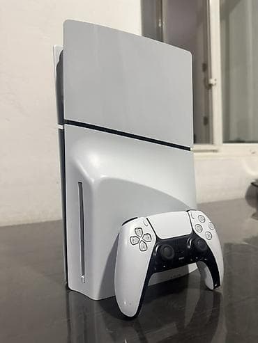 Playstation 5 slim di gelen ozude gorecek icinde oyun oynanmayib