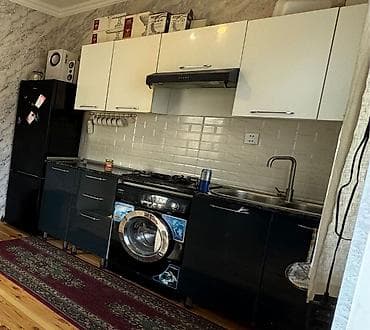Təcili‼️Mətbəx mebeli, yeni yığılıb, köçlə bağlı satılır. Üstündə qaz