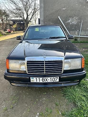 maşınlar niva: Mercedes-Benz E-Class: 2 l | 1993 il Sedan — 5
