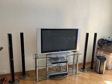 2106 dinama: LG ev kinoteatrı – 5.1 akustik sistem Komplekt: - 4 ədəd hündür — 2