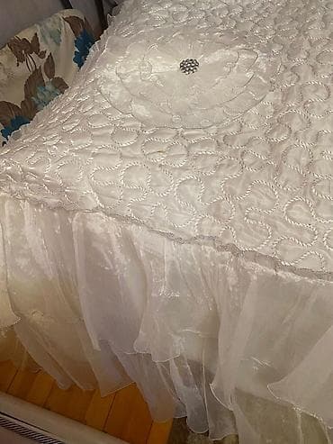 bamboo tekstil: Yataq üçün Qaşlı rəng - Ağ Yataq örtüyü — 1