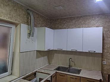 kuxna bebeli: İşlənmiş mətbəx mebel dəsti. Ölçüsü 1.80*3.30 . 6 il istifadə olunub — 4