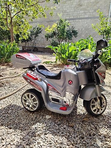 kinder joy will: Sekıne Motosklet 120 azn satilir‼️4-5 yasina uygundur unvan sumqayit — 1