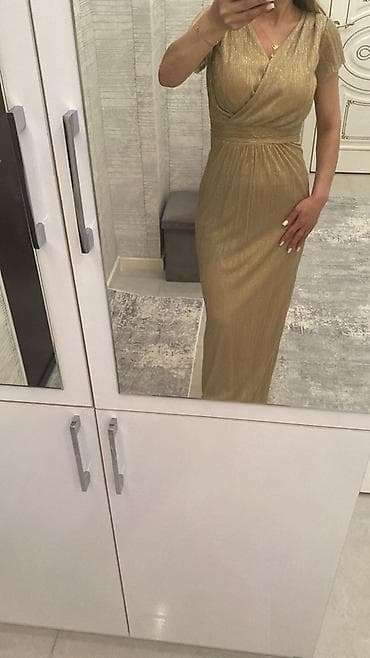 ayaqqab: Qızılı rəngli ziyafət donu - Model: Beli vurğulayan, sarafan tipli — 1