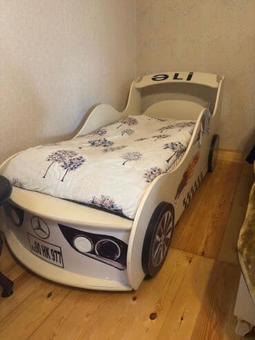 двухъярусная кровать машина: İşlənmiş, Hazır, Maşın-çarpayı, Matrassız, Siyirməsiz — 1